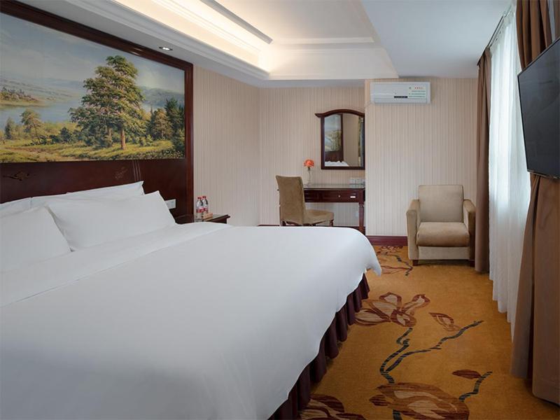 Vienna Hotel Dongguan Chang'An Mid Zhen'An Road Exterior foto